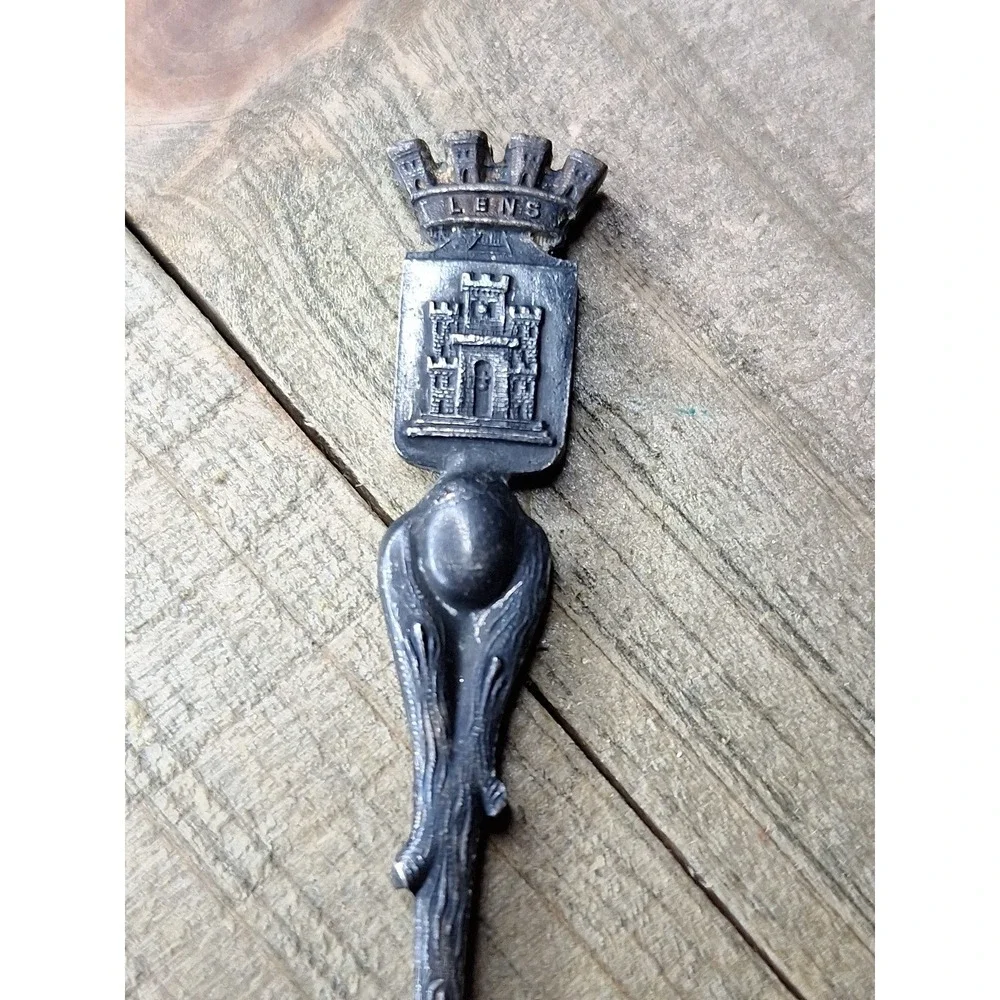 Vintage Lens France Souvenir Spoon Coat of Arms Crest Branch‎ Handle Leaf Back
